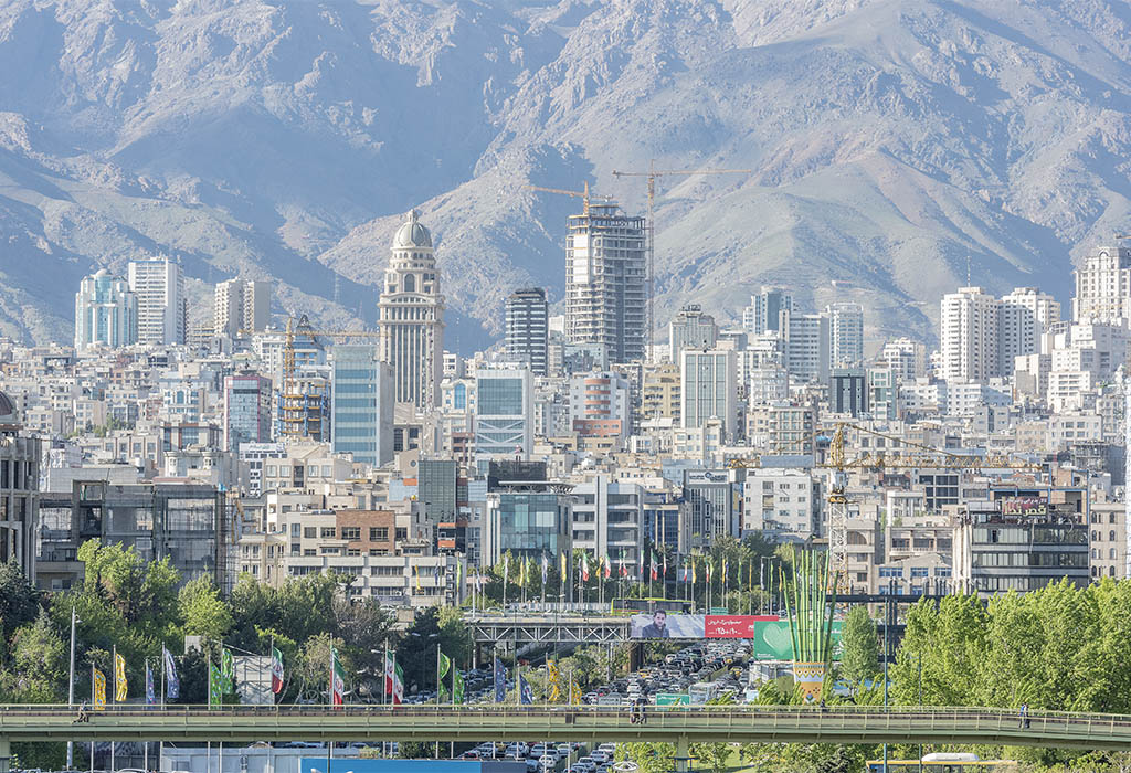 قرارداد سرویس و نگهداری دوره ای آسانسور در شمال تهران منطقه دروس